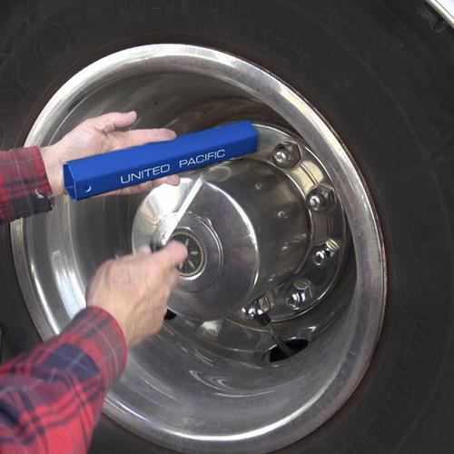 11" Long Plastic Lug Nut Socket Tool For Plastic Nut Covers