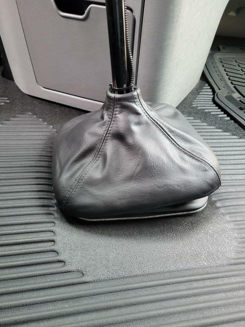 Shifter Rubber Boot fits Freightliner Century, Columbia and Coronado