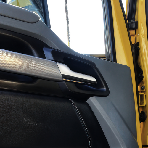 Chrome Plastic Interior Door Handle Cover For 2013-2025 Kenworth T680 Pair