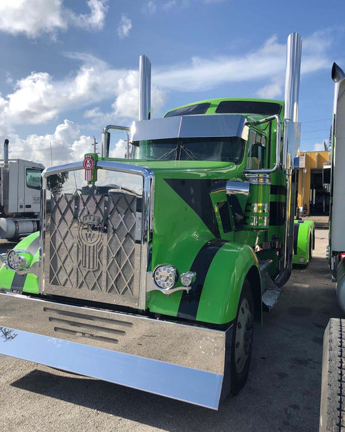 Kenworth W900L Big Diamond Stainless Steel Grille with Logo & Mesh
