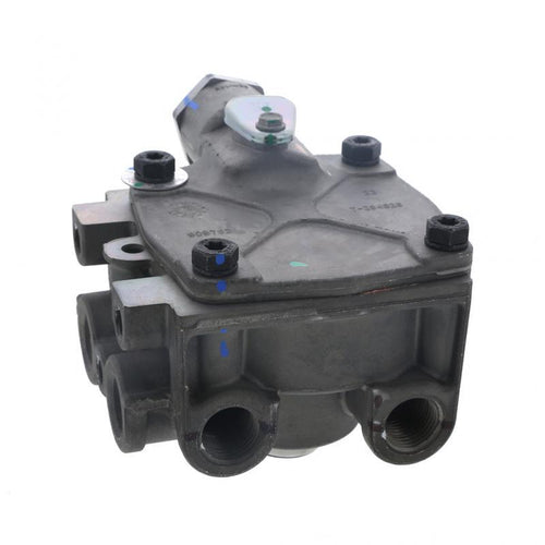 Relay Valve Delivery Ports (2)1/2in-14 NPT Delivery Port (1)1/4-18 NPT Supply Ports (2)1/2in-14 NPT Balance Control Port (1)1/4in-18 NPT