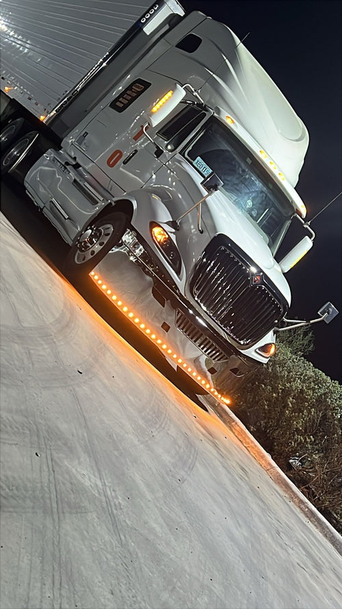 20" Chrome Bumper (International Prostar) W/ Air Vent, 35 = 3/4" Light Hole ( No Top Filler)