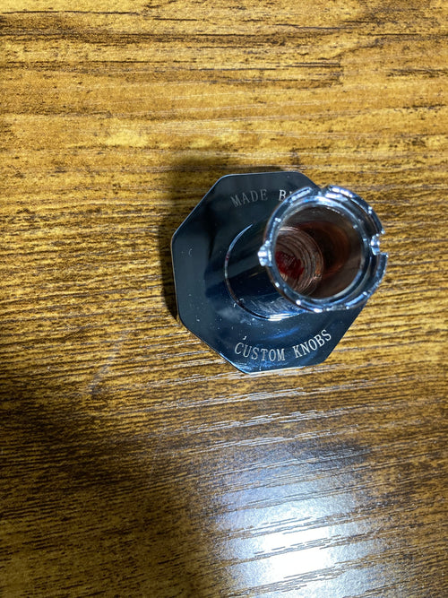 Logo Octagon Knob Yellow Fits Freightliner
