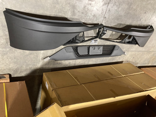 Front Bumper Assembly Without Fog Light Cutout Fits Kenworth T680 (2022-2026)