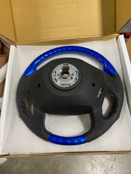 Steering Wheel Sport Luxury BLUE VIPER And Leather fits Freightliner Cascadia / Century / Columbia 2008-2017