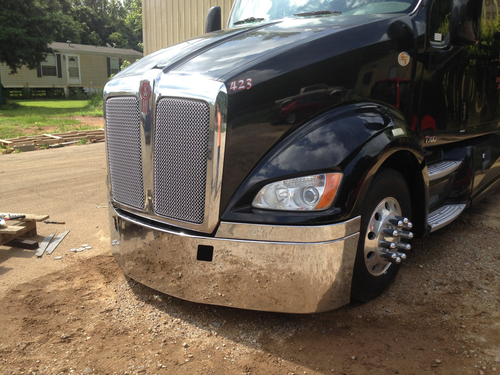 14” Chrome Bumper ( 3 Piece ) (KW T700 All Years) With Tow Only