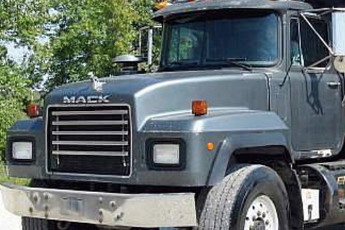 Mack Rd Model 1990 & Up Hood