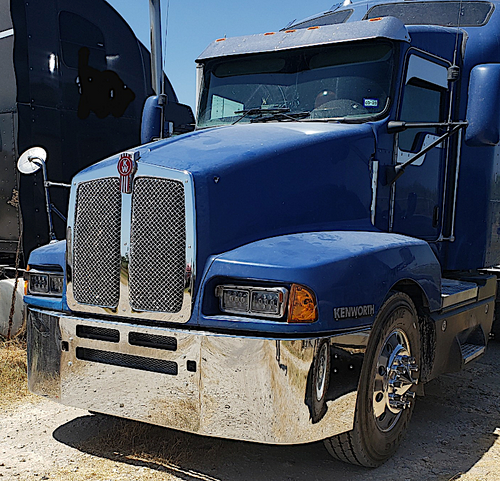 22” Chrome Bumper (Kenworth T600 All Years) W/ Wrap Around, Air Vent & Tow Hole