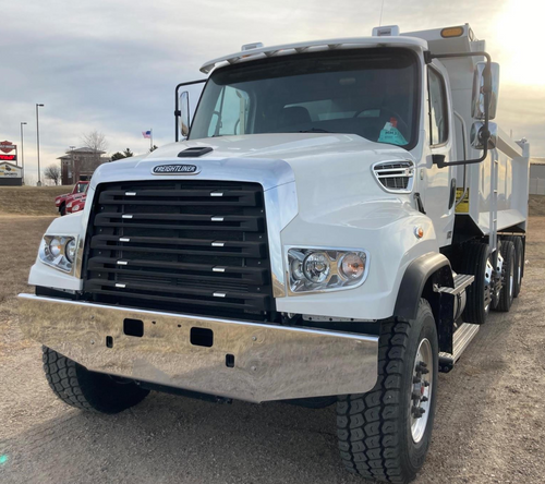 16" Tapers to 12" Bumper Chrome Fits Freightliner 114SD Set Forward Axle (2012-Present)