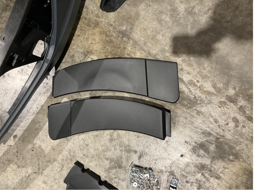 Front Bumper Assembly with Fog Light Cutout  Fits Kenworth T680 (2021 & Newer)