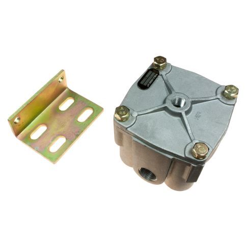 Relay Valve R-12 Type 4.0 PSI 1S/4D R-12