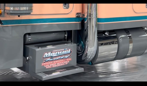 Lincoln Chrome Y-Pipe Support Bracket