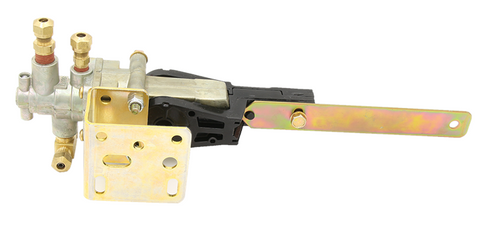 Leveling Valve Includes Brackets & Fittings Multiple Peterbilt Applications