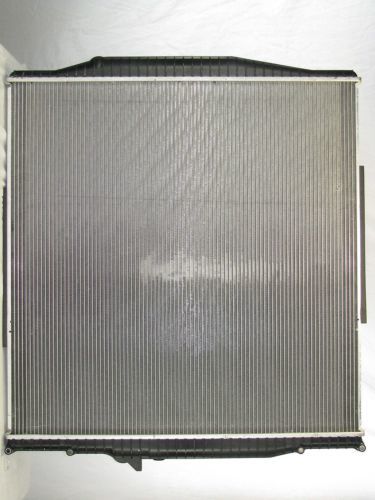Radiator Plastic Tank, Aluminum Core fits Volvo Vn, Vnl Series 91-07 Mack GU8 2008-2014