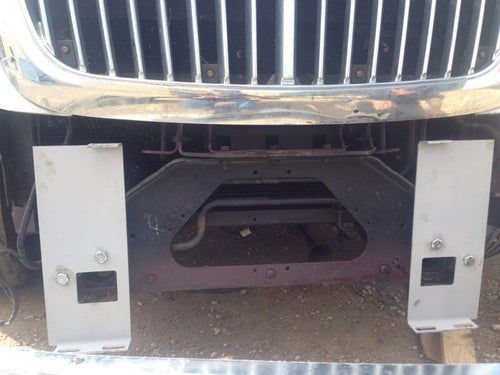18” Chrome Bumper (International Prostar) W/ Air Vent & Tow Holes