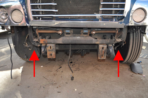 On truck - Bumper Freightliner Century 1996-2004