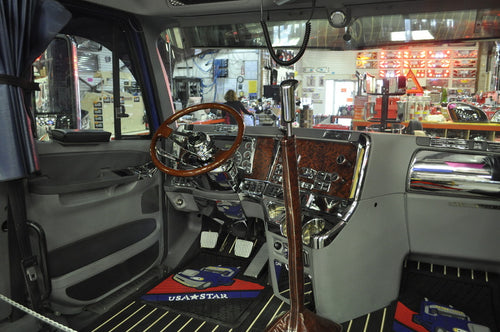 Rubber Floor Mats fits Freightliner Columbia (Set)