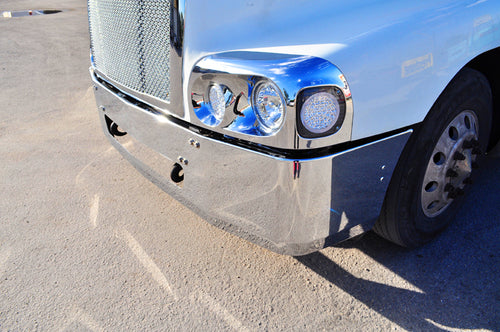 On truck - Bumper Freightliner Century 1996-2004