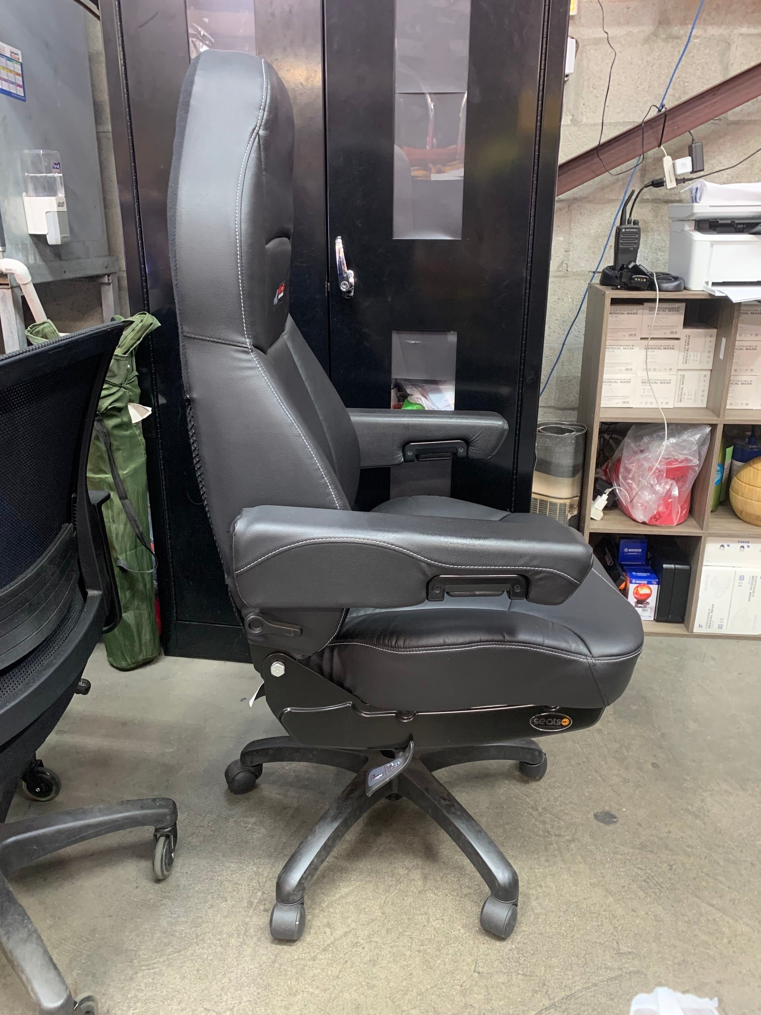 Office chair With Logo MSTP, Legacy, Color Black, Dura Leather