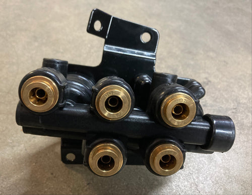 Control Valve Manifold Dash fits Volvo MV-3
