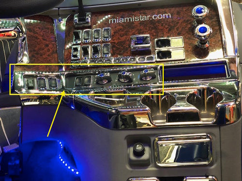 Passenger Side Horizontal Dash Trim for Freightliner