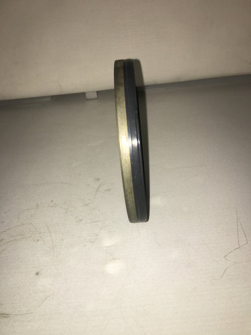 Input Seal Differential For Mercedes  F= P/D 2008 and Newer
