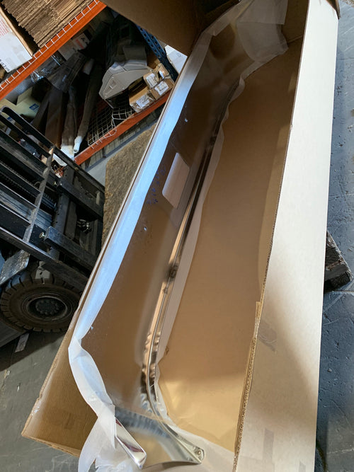 16” Chrome Bumper (Peterbilt 330 1997-2005) W/ Set Back Axle & Tow