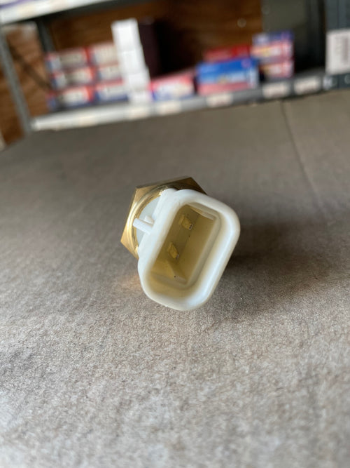 Sensor Detroit Coolant Level Series 60 1/4 NPTF threads