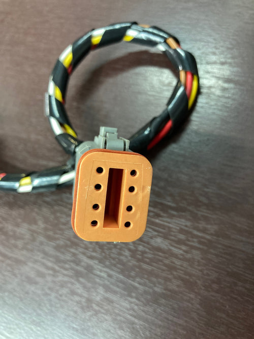 Connector/Pigtail Headlight ,Fits Peterbilt 388/389 (5 Wire)