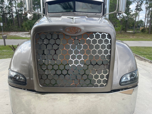 Grille Fits Peterbilt 386 Insert With Mesh S.Steel