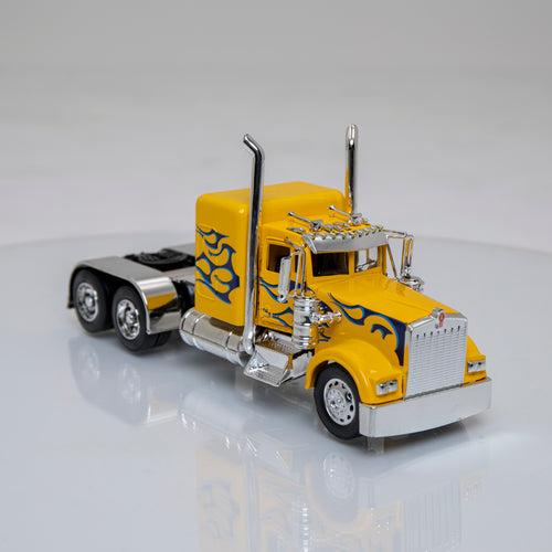 Toy Truck, Mini Truck Cab Only, Peterbilt / Kenworth) 1:32 Scale