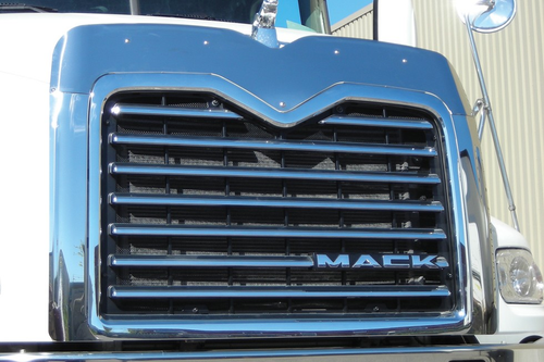 Bug Deflector Grille Surround fits Mack Vision Cx 2008+ Models 3 Piece Kit