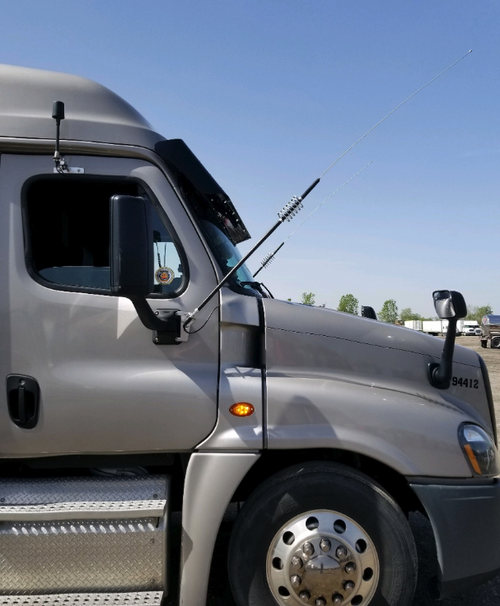 19 to 16 1/2” Visor Fits Freightliner Cascadia And Day Cab & Mid Roof (2007 & Newer) Cascadia Body Style (2018 & Newer) Stainless Steel V-Style 10 Hidden Light Hole With Visor