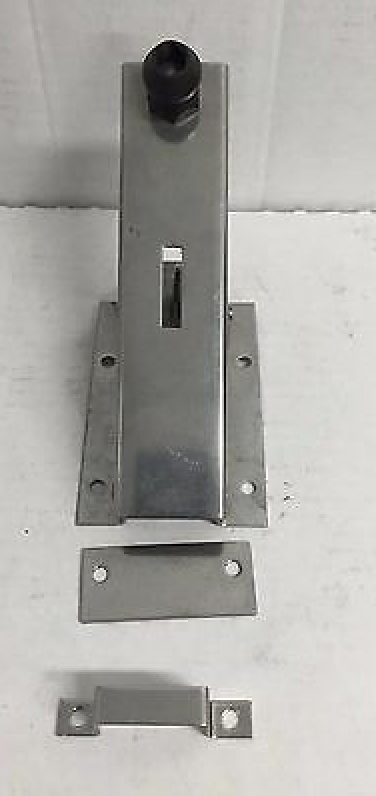 Vent Door Latch Assembly and Components Old Style