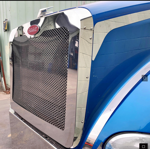 Grille Surround Fits Peterbilt 386 Mesh Insert Kit Stainless steel