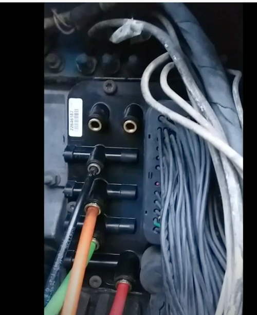 Air Manifold Volvo VNL 6th Gen 2 (2004-2018)