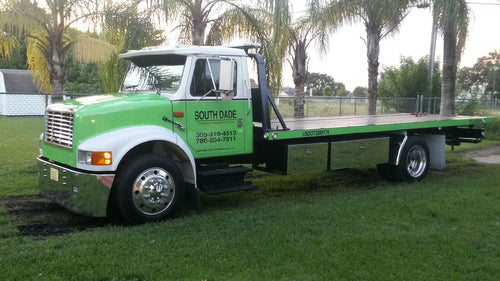 20” Chrome Bumper (International 4700) Wrap Around, W/ Fog & 8 Hidden Light Holes