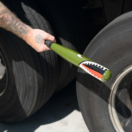 17" Aluminum Tire Checker Bat With P-40 Warhawk Shark Mouth Graphic