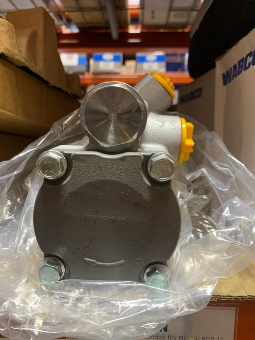 Power Steering Pump fits Freightliner Cascadia, Century, Coronado, Fld & M2 Multiple fits Cummins Engine Models