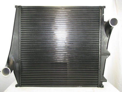 Charge Air Cooler fits Volvo, Vnl & Vnm Series W/fits Volvo Engine 1996-2007 (Flanged Connections)