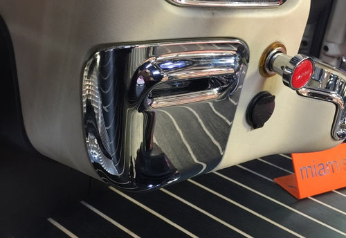 Ash Tray Fits 379, 389, 388, 387, 386, 384 And Various Other Models 2006+ fits Peterbilt