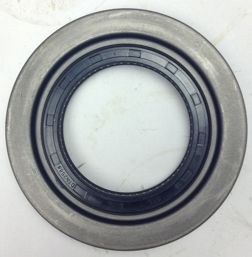 Oil Seal  Pinion Bearing Cage Models: 140, 141 & 145 Series Rt-40-145