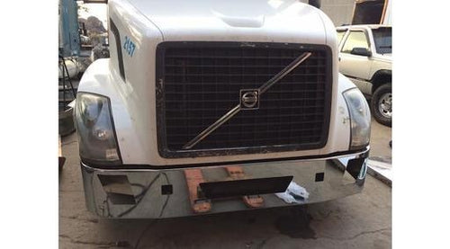 18” Chrome Bumper (Volvo VNL 64T, 630, 670, 780 2003-2017) W/ Step, Tow & Fog Light Holes