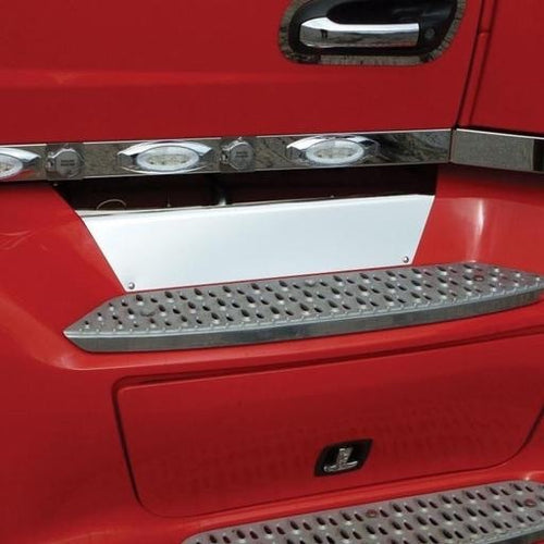 Front Step Trim fits Peterbilt 579 2013+